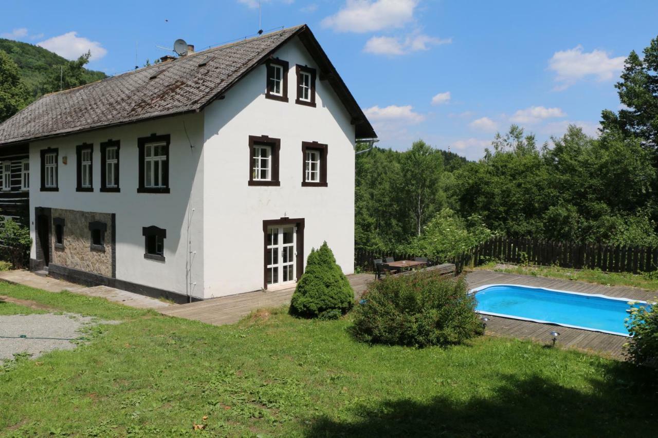 Villa Roubenka Nad Rekou Noviny pod Ralskem Exterior foto